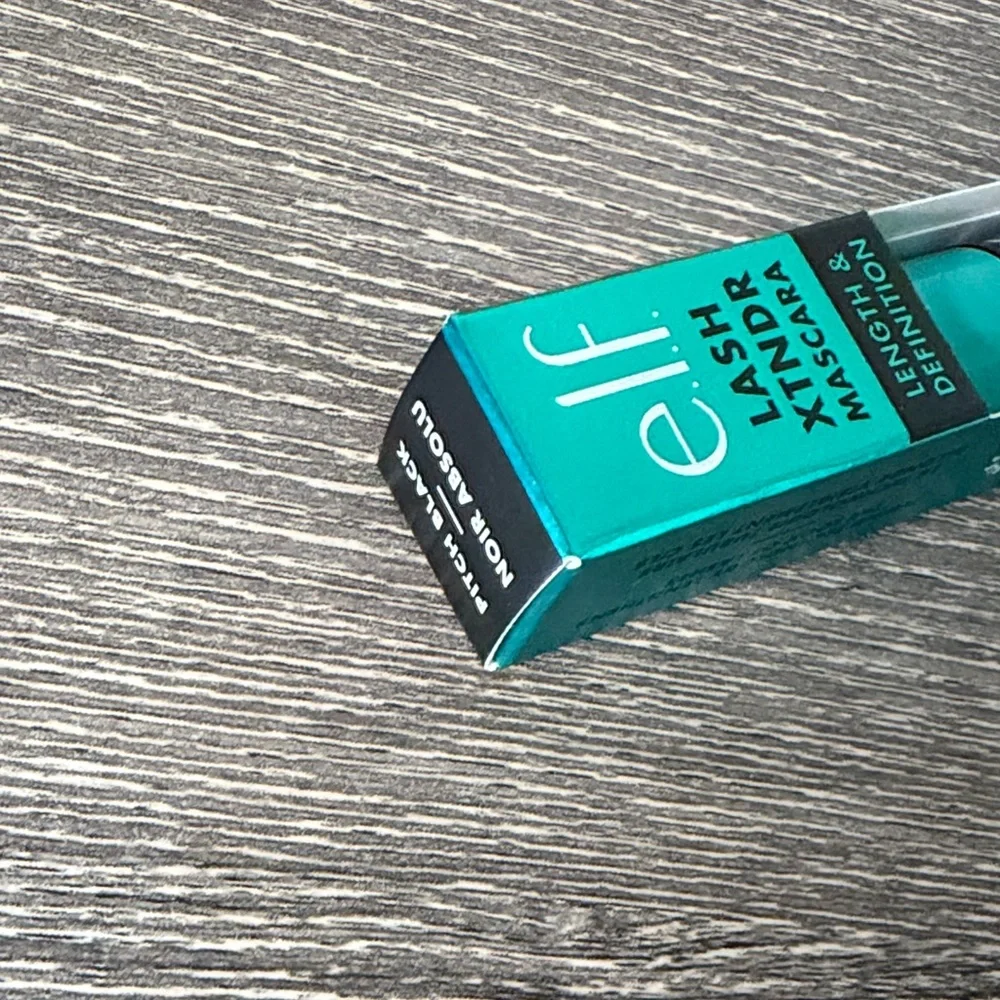 ❤️$4 NWT e.l.f. Lash Xtndr Mascara.21oz